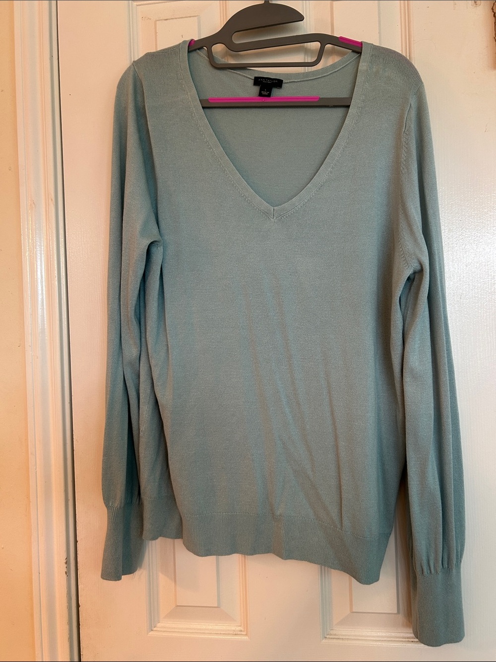 Ann Taylor Light Sage Green V-Neck Sweater